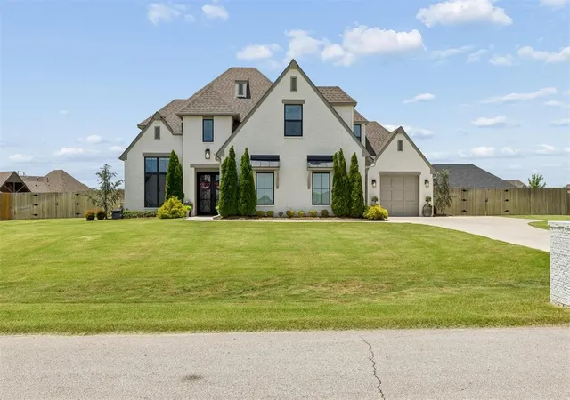 Homes for sale in Glenpool, OK | 16704 S 2 Ave, Glenpool, OK 74033 | MLS# 1237205
