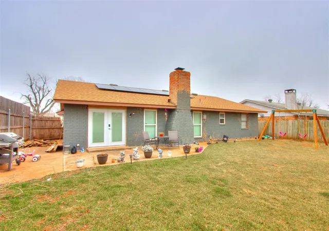 Homes for sale in Del City, OK | 5021 Union Cir, Del City, OK 73135 | MLS# 1237206