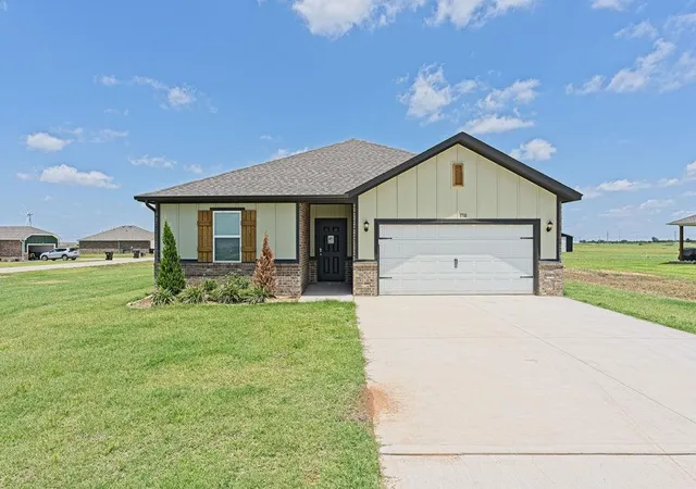 1st image of 1710 Oak Wy, Tuttle, OK 73089 | MLS# 1237219