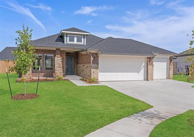 Photo 1 of Single family home for sale at 824 Parsons Dr, Yukon, OK 73099 | MLS# 1237237 | Listing updated on 2026-08-10