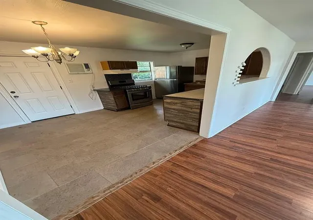 Photo 1 of Single family home for sale at 3605 Sw 36th Street, Oklahoma City, OK 73119 | MLS# 1237243 | Listing updated on 2026-09-04