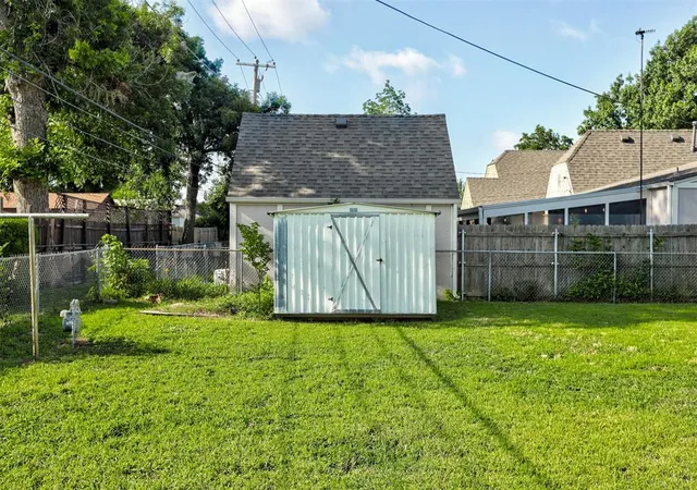 45th image of 1007 Overland Ct, Shawnee, OK 74801 | MLS# 1237254
