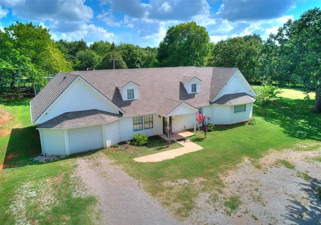 1st image of 9100 Cedar Trl, Noble, OK 73068 | MLS# 1237256