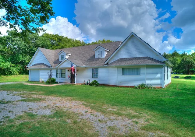 2nd image of 9100 Cedar Trl, Noble, OK 73068 | MLS# 1237256