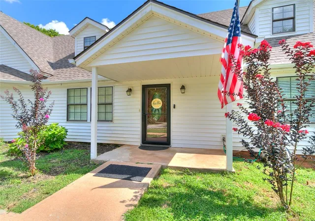 3rd image of 9100 Cedar Trl, Noble, OK 73068 | MLS# 1237256