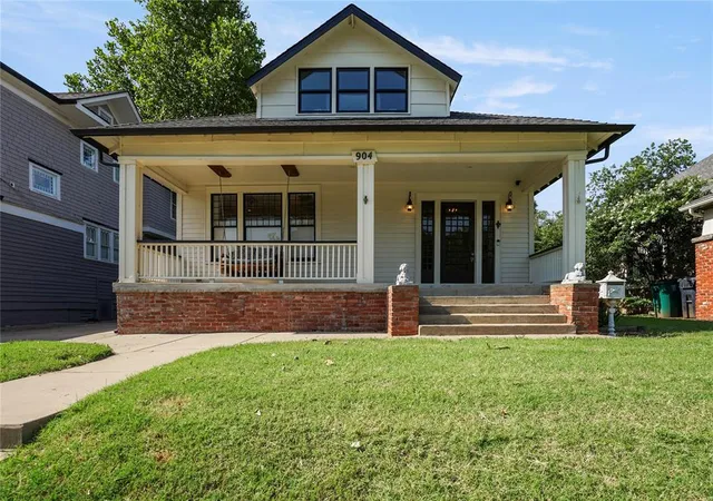 Photo 2 of Sale Pending at 904 Nw 20th Street, Oklahoma City, OK 73106 | MLS# 1237281 | Listing updated on 2026-09-30