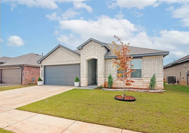 Photo 2 of Single family home for sale at 10204 Nw 28th Street, Yukon, OK 73099 | MLS# 1237282 | Listing updated on 2026-09-19