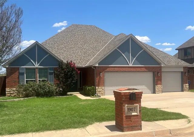 Homes for sale in Kingfisher, OK | 1907 Massey Ave, Kingfisher, OK 73750 | MLS# 1237287