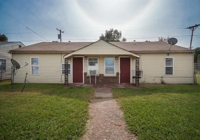 Homes for sale in Lawton, OK | 3110 Nw Ferris Ave, Lawton, OK 73505 | MLS# 1237289