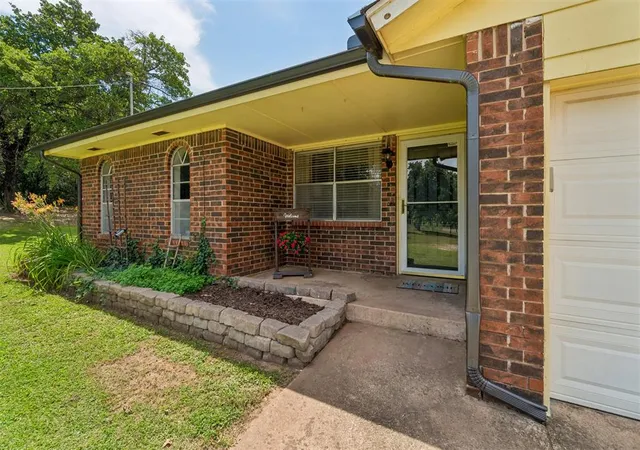 Homes for sale in Choctaw, OK | 15528 Se 15th St, Choctaw, OK 73020 | MLS# 1237297