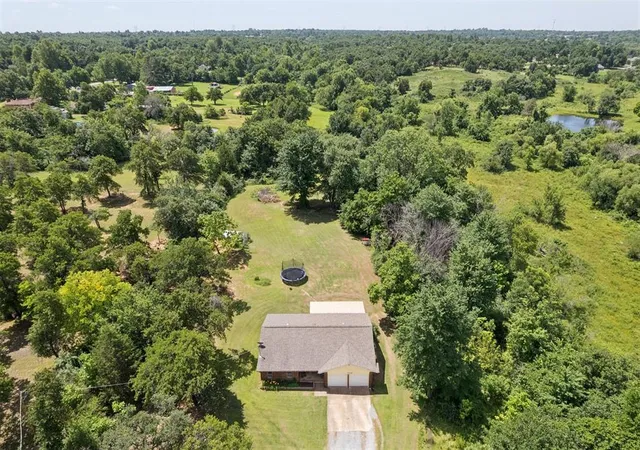 Homes for sale in Choctaw, OK | 15528 Se 15Th St, Choctaw, OK 73020 | MLS# 1237297