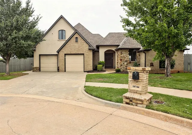 1st image of 10744 N Ann Arbor Ave, Oklahoma City, OK 73162 | MLS# 1237302
