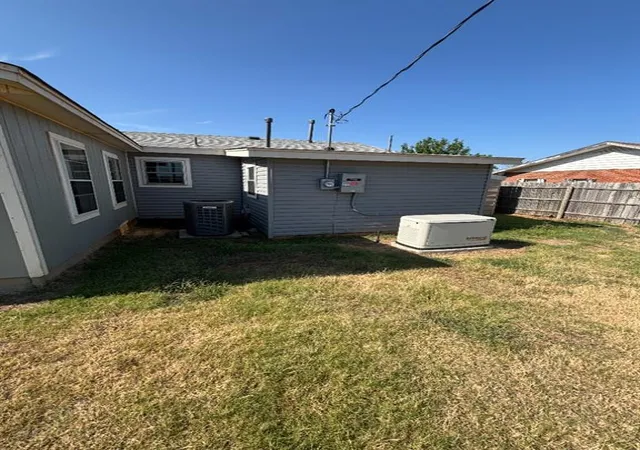Homes for sale in Olustee, OK | 722 E 8th St, Olustee, OK 73560 | MLS# 1237313