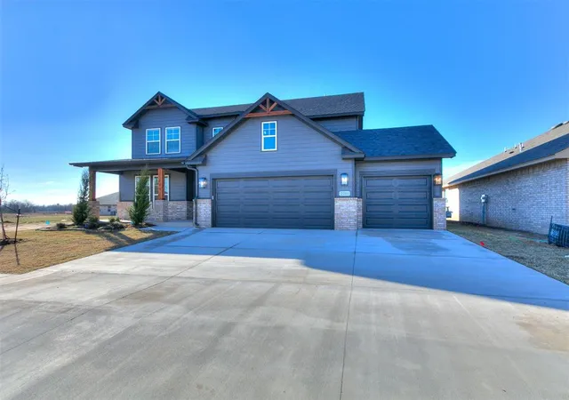 4th image of 7701 Three Woods Ln, Yukon, OK 73099 | MLS# 1237334