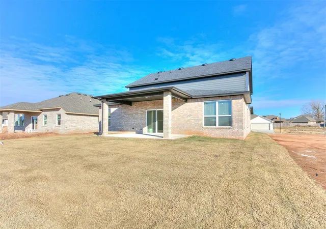 44th image of 7701 Three Woods Ln, Yukon, OK 73099 | MLS# 1237334