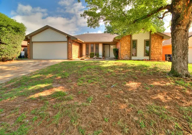 Homes for sale in Oklahoma City, OK | 7413 Nw 103rd St, Oklahoma City, OK 73162 | MLS# 1237338
