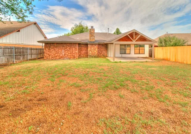Homes for sale in Oklahoma City, OK | 7413 Nw 103rd St, Oklahoma City, OK 73162 | MLS# 1237338
