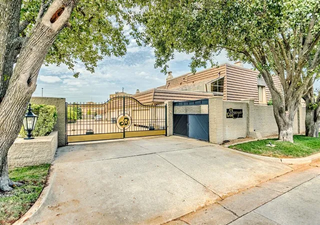 Photo 1 of Condo for sale at 4106 Coletta Dr #4, Oklahoma City, OK 73120 | MLS# 1237341 | Listing updated on 2026-09-18