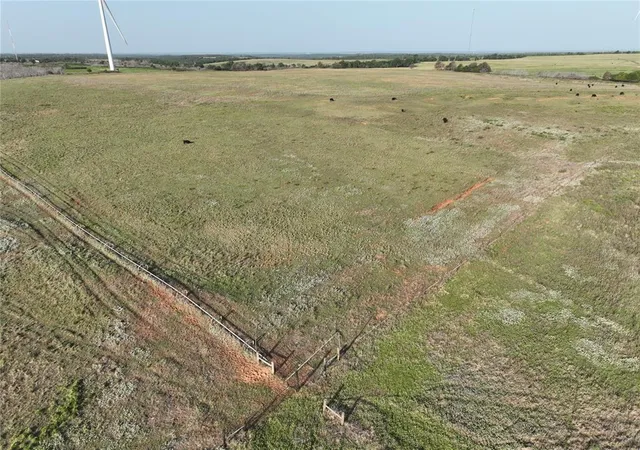 Homes for sale in Minco, OK | 21450 County Road 1140, Minco, OK 73059 | MLS# 1237349