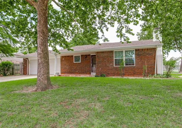 Homes for sale in El Reno, OK | 2800 S Meyers Dr, El Reno, OK 73036 | MLS# 1237354