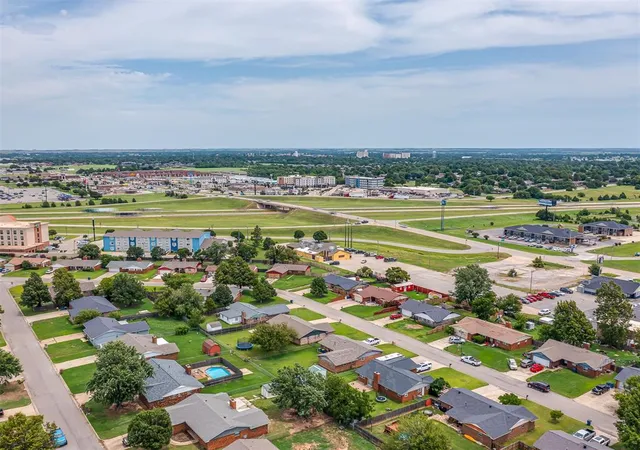 Homes for sale in El Reno, OK | 2800 S Meyers Dr, El Reno, OK 73036 | MLS# 1237354