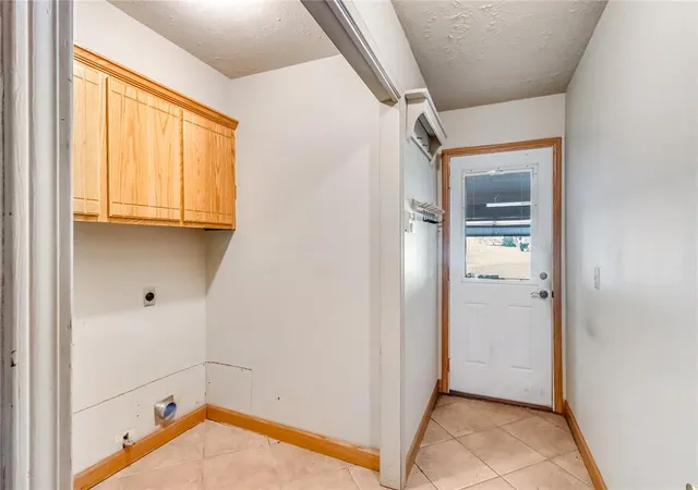 43rd image of 1500 Summerton Pl, Yukon, OK 73099 | MLS# 1237360