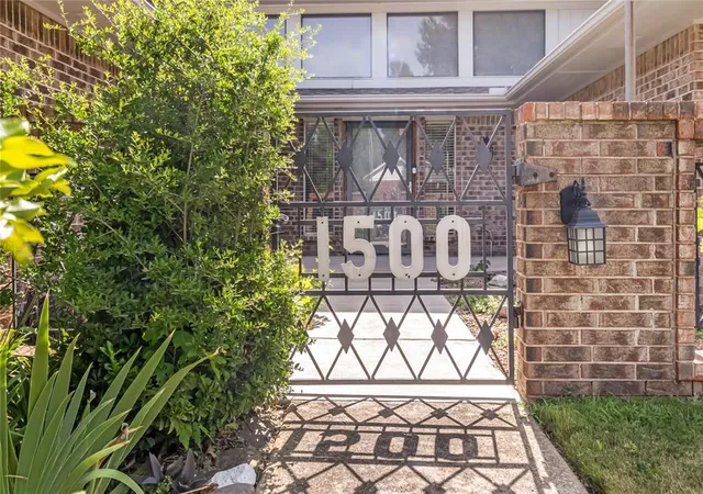 5th image of 1500 Summerton Pl, Yukon, OK 73099 | MLS# 1237360