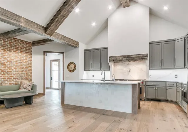 4th image of 2508 Kingdom Ln, Yukon, OK 73099 | MLS# 1237366