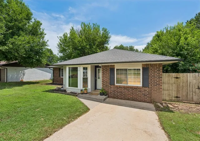 3rd image of 912 Mockingbird Ln, Purcell, OK 73080 | MLS# 1237369