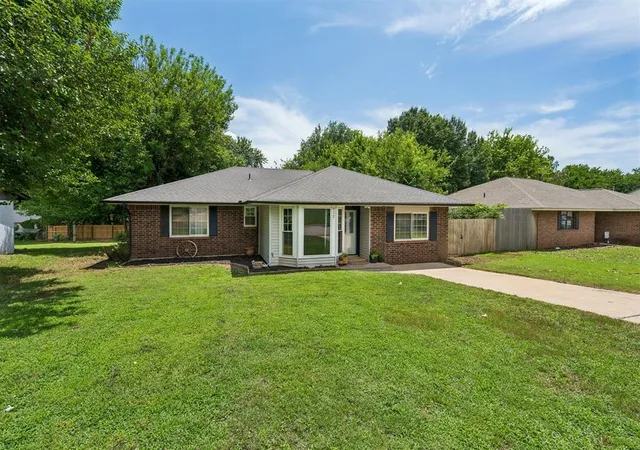 5th image of 912 Mockingbird Ln, Purcell, OK 73080 | MLS# 1237369