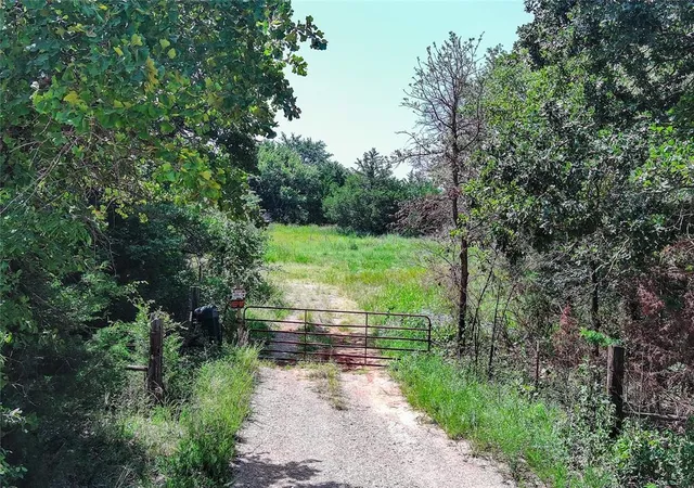 Homes for sale in Tecumseh, OK | 36391 Little River Rd, Tecumseh, OK 74873 | MLS# 1237376