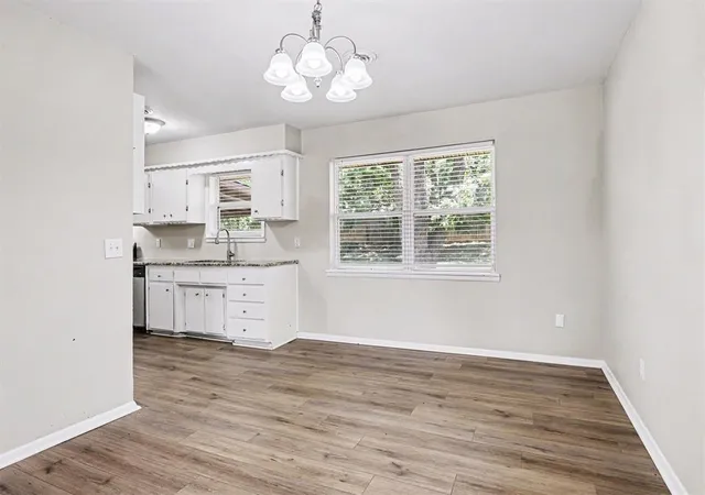 Photo 3 of Sale Pending at 3320 Meadowbrook Dr, Oklahoma City, OK 73110 | MLS# 1237390 | Listing updated on 2026-09-19
