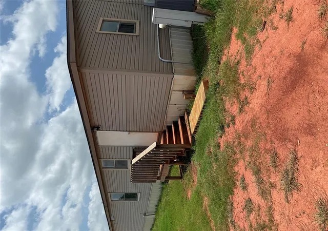 image of 1400 156th Ave Se, Norman, OK 73026 | MLS# 1237396