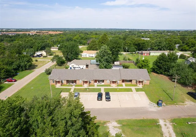 Homes for sale in Guthrie, OK | 713 S Locust St #713-725, Guthrie, OK 73044 | MLS# 1237424
