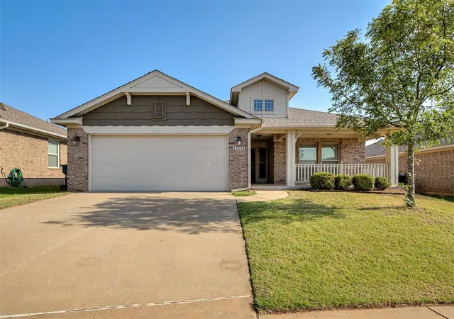 Photo 1 of Single family home for sale at 13233 Sw 3rd Street, Yukon, OK 73099 | MLS# 1237425 | Listing updated on 2026-09-13
