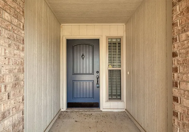 Photo 4 of Single family home for sale at 13233 SW 3rd Street, Yukon, OK 73099 | MLS# 1237425 | Listing updated on 2026-09-13