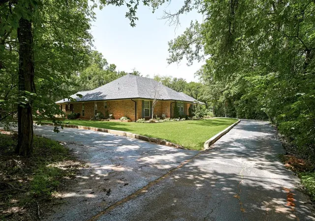 2nd image of 6710 E State Hwy 9, Norman, OK 73026 | MLS# 1237429