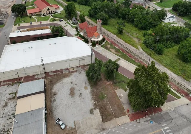 Photo 2 of Land for sale at 524 E Main, Shawnee, OK 74801 | MLS# 1237440 | Listing updated on 2026-07-02