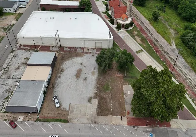 Photo 3 of Land for sale at 524 E Main, Shawnee, OK 74801 | MLS# 1237440 | Listing updated on 2026-07-02