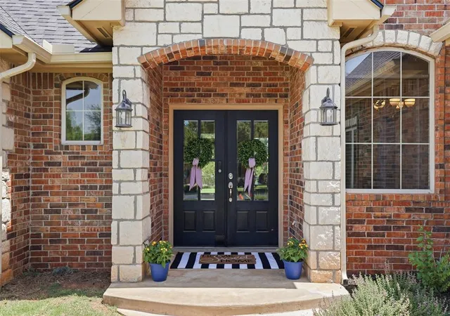 Photo 3 of Single family home for sale at 8321 Venezia Ln, Edmond, OK 73034 | MLS# 1237446 | Listing updated on 2026-08-31