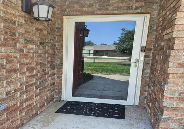 2nd image of 117 Meadows Ln, Shawnee, OK 74804 | MLS# 1237461