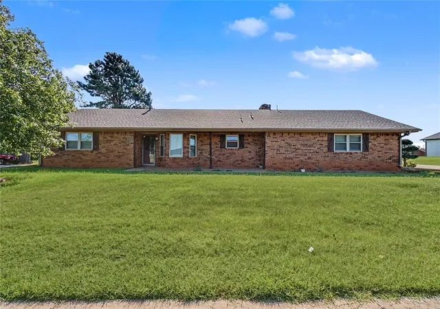 Homes for sale in Cordell, OK | 123 W Quail Dr, Cordell, OK 73632 | MLS# 1237470
