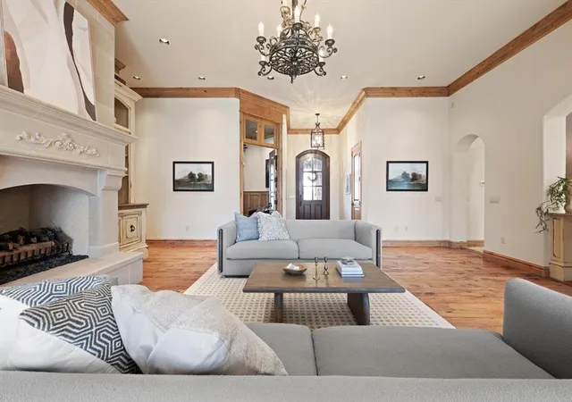 5th image of 15613 Via Sierra, Edmond, OK 73013 | MLS# 1237475