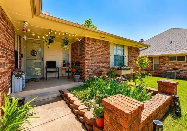 Photo 3 of Single family home for sale at 9912 S Country Clb Dr, Oklahoma City, OK 73159 | MLS# 1237498 | Listing updated on 2026-08-17