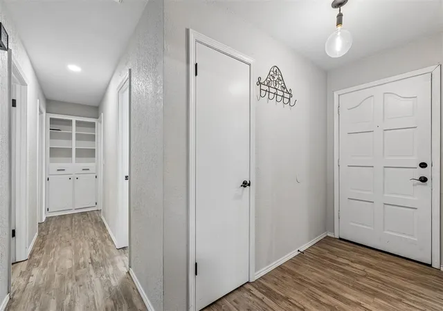 Photo 3 of Single family home for sale at 9912 S Country Clb Dr, Oklahoma City, OK 73159 | MLS# 1237498 | Listing updated on 2026-08-17