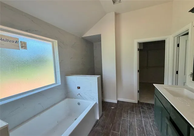 Photo 3 of Sale Pending at 1810 Inglenook Dr, Norman, OK 73071 | MLS# 1237503 | Listing updated on 2026-07-20