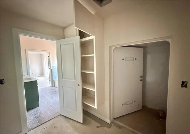 Photo 3 of Sale Pending at 1810 Inglenook Dr, Norman, OK 73071 | MLS# 1237503 | Listing updated on 2026-07-20