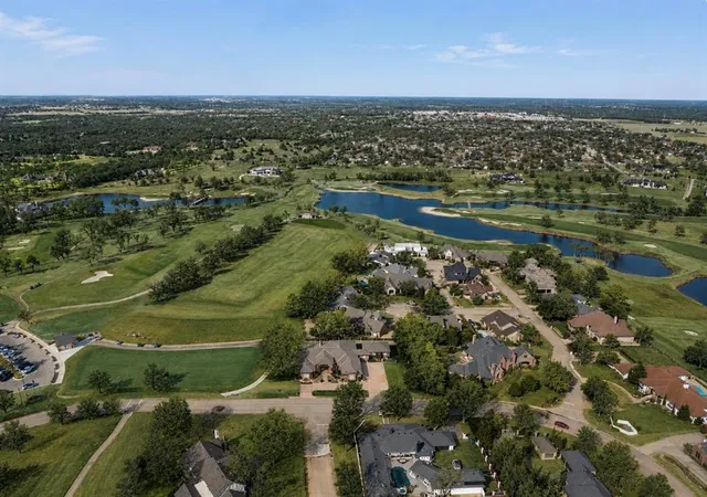 50th image of 1308 Burnham Ct, Edmond, OK 73025 | MLS# 1237516