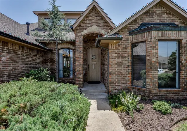 2nd image of 2912 Sw 136th Ter, Oklahoma City, OK 73170 | MLS# 1237519