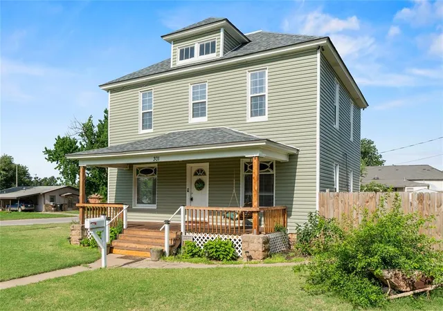 Homes for sale in Watonga, OK | 301 N Wikoff Ave, Watonga, OK 73772 | MLS# 1237526